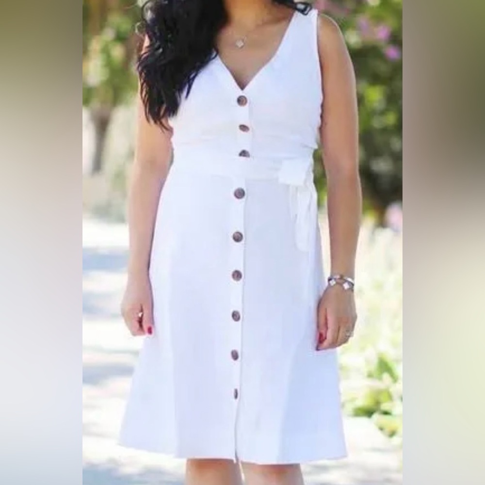 White dress LOFT 16 petite, new with tags.